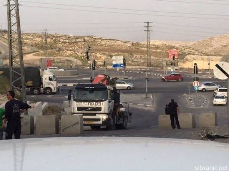 Israeli forces seal off entrances of two Ramallah-district villages